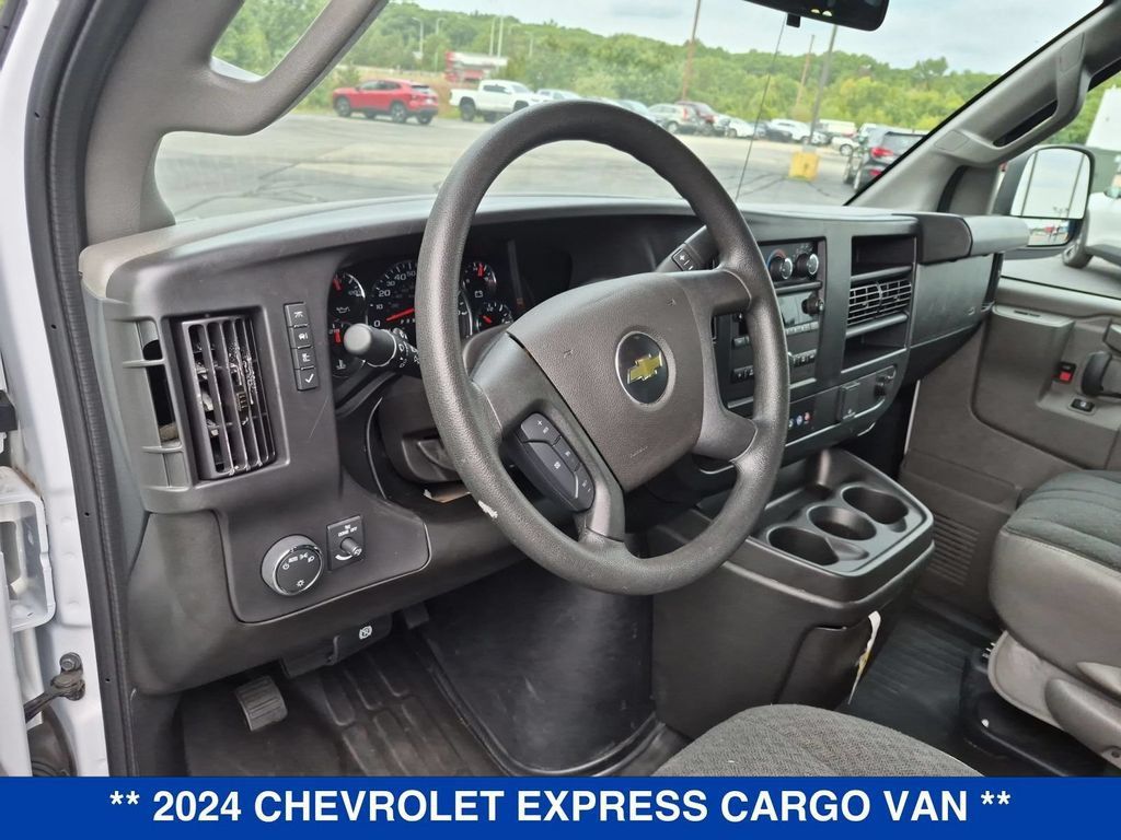 Used 2024 Chevrolet Express 2500 w/ Driver Convenience Package RWD image 12