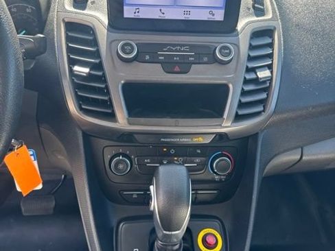 Used 2020 Ford Transit Connect XL FWD image 9