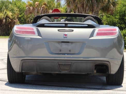 Used 2007 Saturn Sky RWD image 3