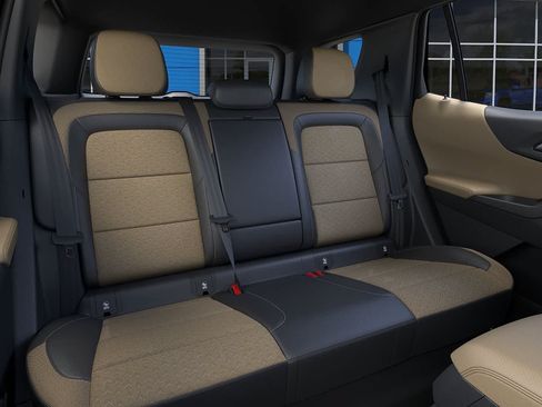 New 2026 Chevrolet Equinox ACTIV w/ Safety and Technology Package AWD/4WD image 17