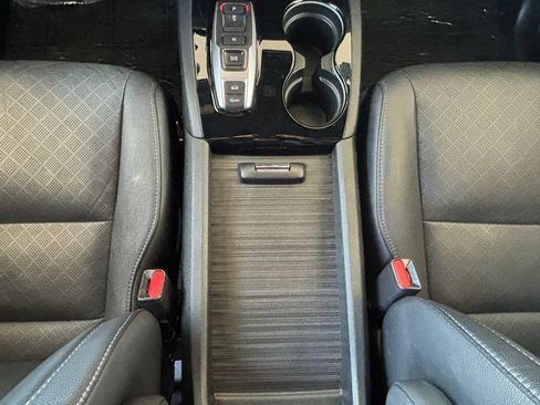 Used 2023 Honda Passport Elite image 18