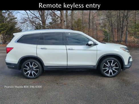 Used 2019 Honda Pilot Touring image 3