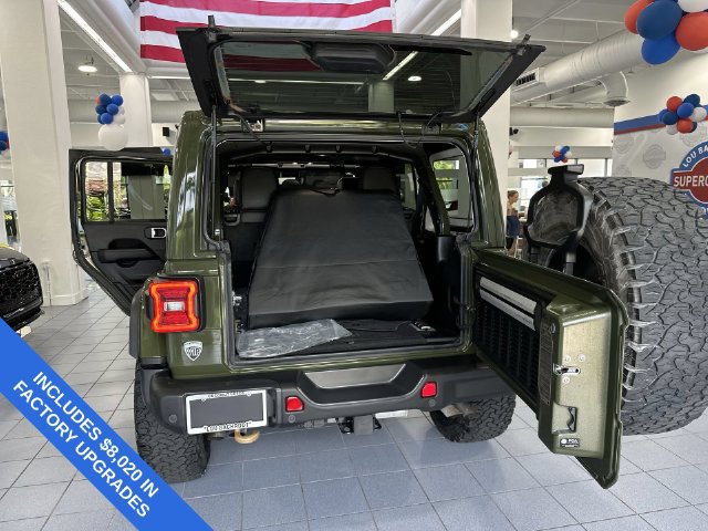 Used 2022 Jeep Wrangler Unlimited Rubicon w/ Xtreme Recon 35" Tire Package AWD/4WD image 27