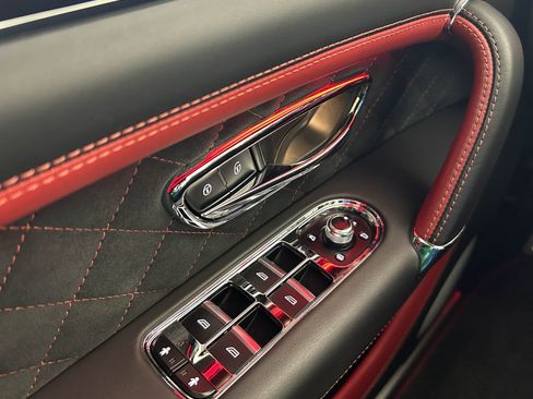 Used 2020 Bentley Bentayga Speed image 14