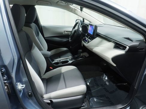 Used 2023 Toyota Corolla LE w/ Carpet Mat Package (TMS) FWD image 11