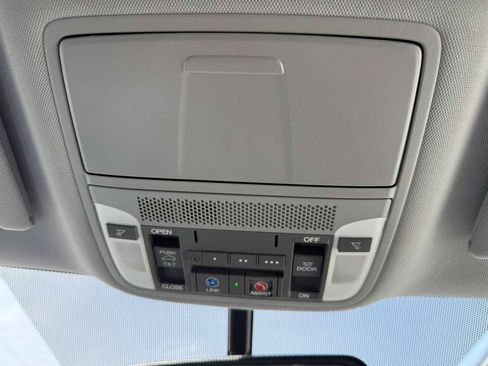 Used 2017 Acura RDX AWD w/ Technology Package image 32