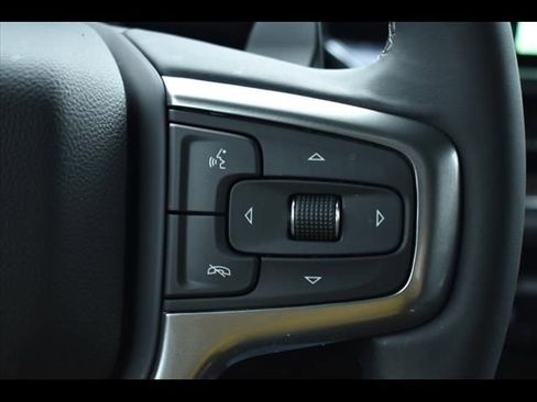Used 2025 Chevrolet Silverado 1500 LT image 25