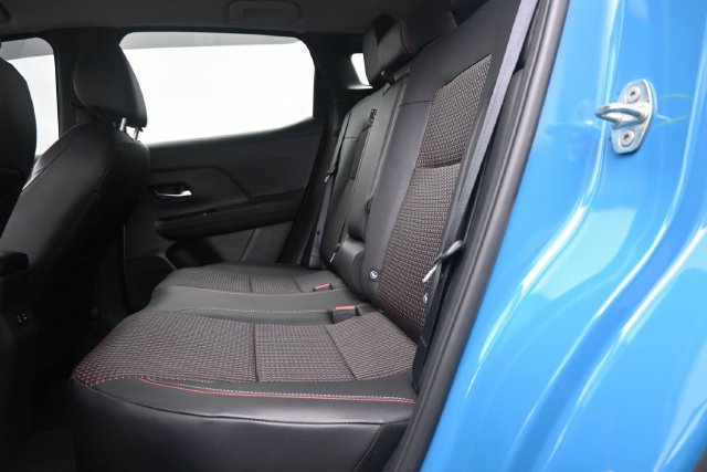 Certified 2025 Nissan Kicks SR AWD/4WD image 11