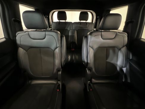Used 2023 Jeep Grand Cherokee L Laredo AWD/4WD image 27