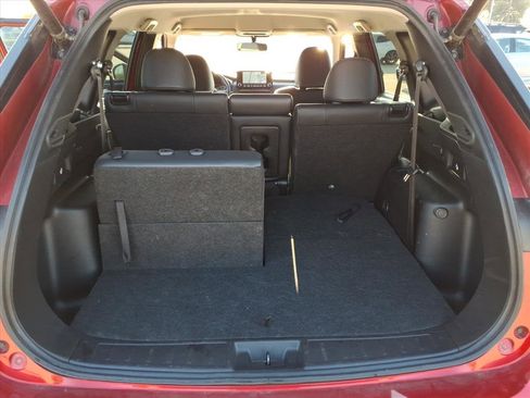 Used 2024 Mitsubishi Outlander SE image 14