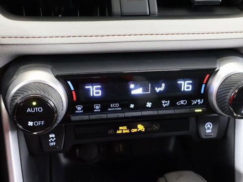 Used 2024 Toyota RAV4 XLE image 22