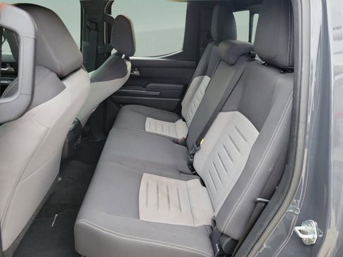 Used 2024 Toyota Tacoma TRD Off-Road image 21