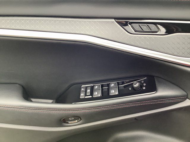 Used 2025 Jeep Wagoneer S Limited AWD/4WD image 10