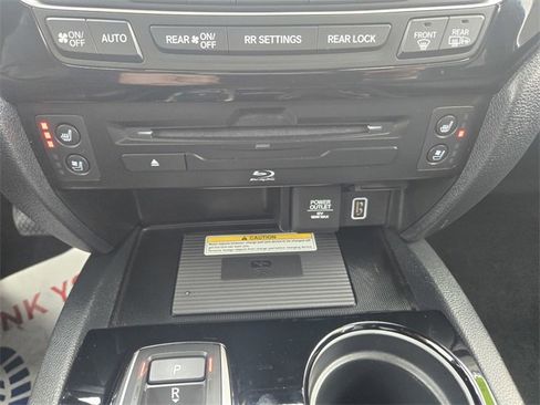 Used 2022 Honda Pilot Black Edition image 16