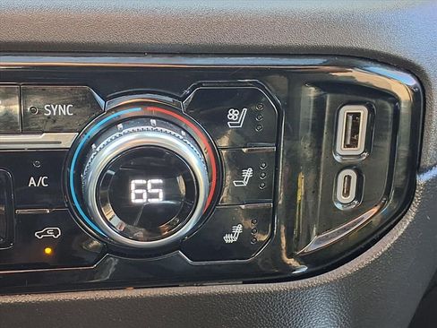 Used 2023 GMC Sierra 1500 SLT image 7