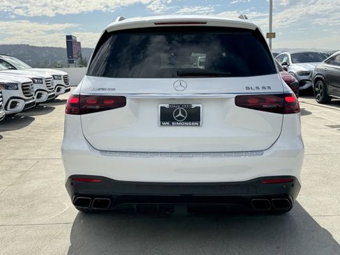 New 2025 Mercedes-Benz GLS 63 AMG 4MATIC image 8