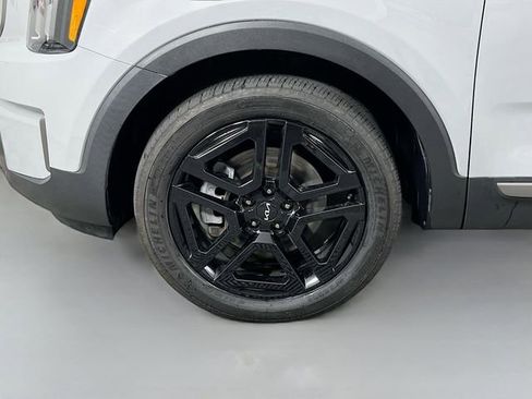 Used 2023 Kia Telluride EX X-Line image 8
