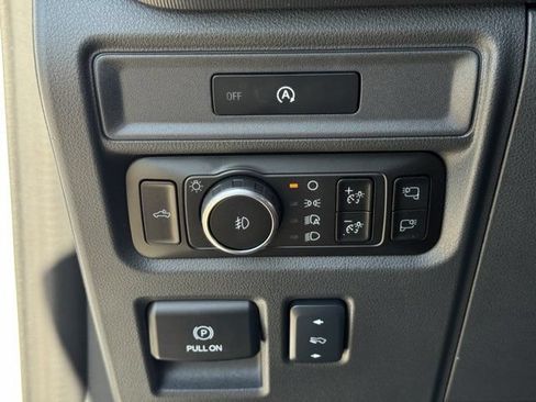 Used 2025 Ford F150 Lariat w/ Equipment Group 502A High AWD/4WD image 25