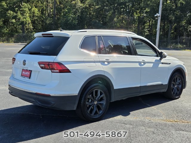 Used 2024 Volkswagen Tiguan SE FWD image 5
