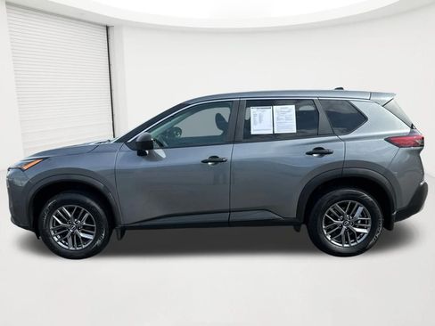 Used 2023 Nissan Rogue S AWD/4WD image 8