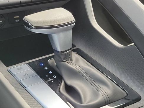 Certified 2024 Hyundai Elantra SEL FWD image 26