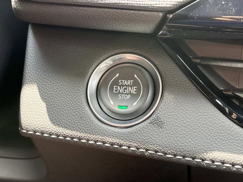 New 2026 Buick Enclave Preferred w/ Power Package AWD/4WD image 32