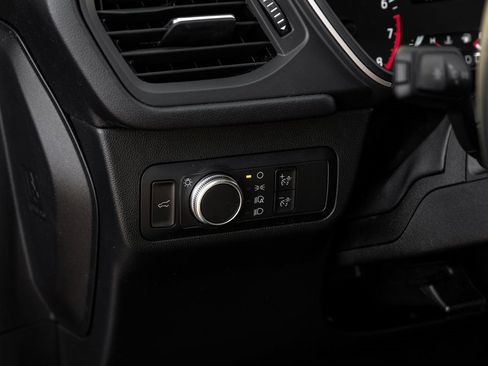 Used 2022 Ford Escape SE w/ Convenience Package image 39