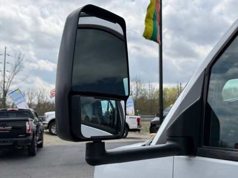 Used 2023 Chevrolet Express 3500 w/ Power Convenience Package image 33