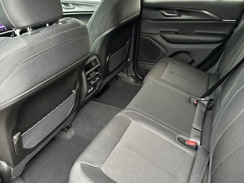 New 2025 Jeep Grand Cherokee Laredo X image 14