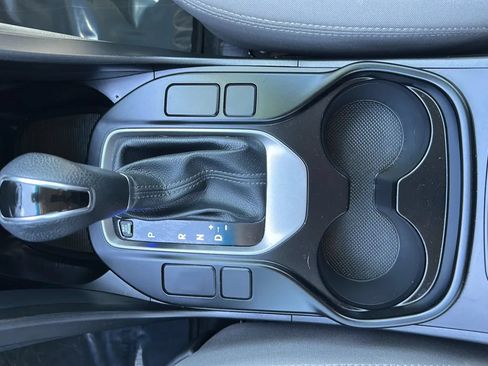 Used 2018 Hyundai Santa Fe SE FWD image 14