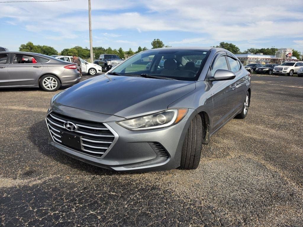 Used 2018 Hyundai Elantra SEL w/ Winter Weather Package FWD image 11