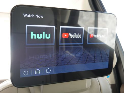 Used 2024 GMC Yukon Denali w/ Max Trailering Package image 19