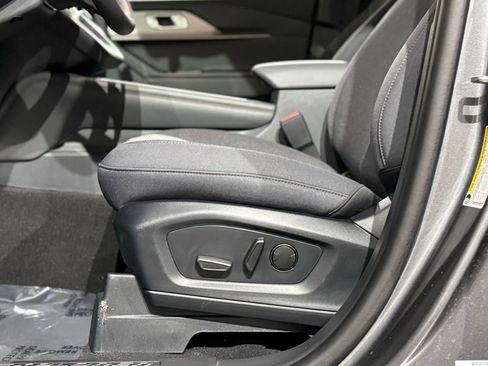 New 2026 Ford Explorer Active AWD/4WD image 44