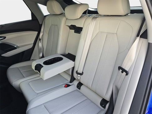 New 2025 Audi Q5 Prestige image 14