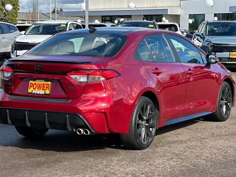 Used 2023 Toyota Corolla SE image 4