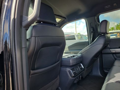 Used 2022 Ford F150 XLT w/ Equipment Group 302A High RWD image 16