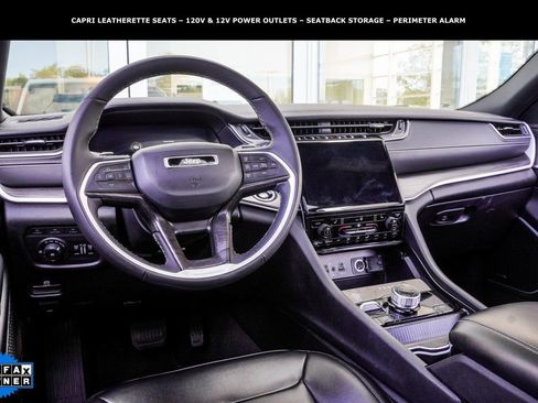 Used 2024 Jeep Grand Cherokee Limited 4xe AWD/4WD image 5