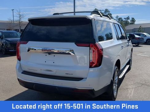 Used 2021 GMC Yukon XL SLT w/ SLT Premium Package image 5