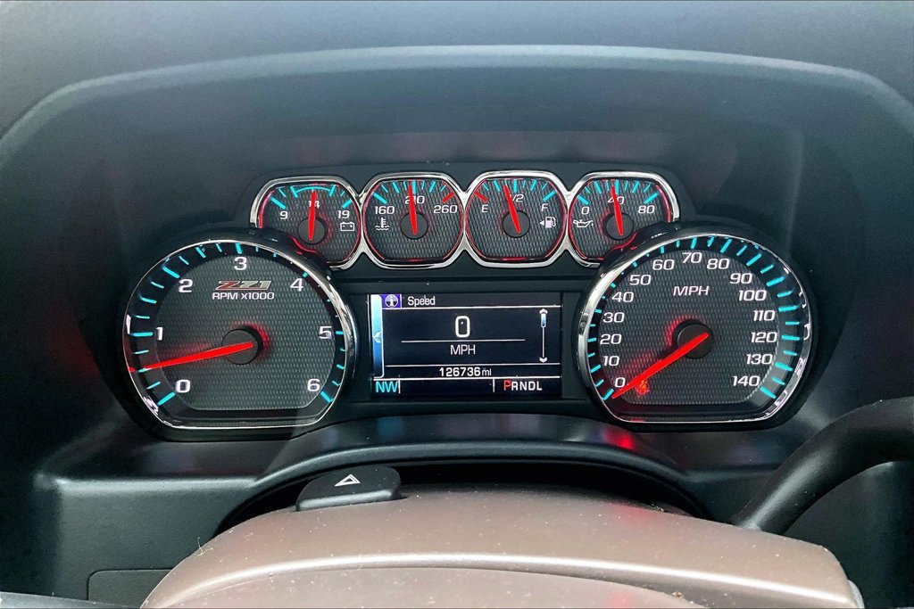 Used 2018 Chevrolet Silverado 1500 LT w/ Texas Edition AWD/4WD image 21