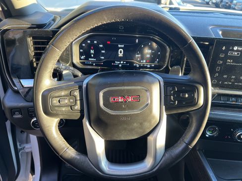 Used 2023 GMC Sierra 1500 Elevation image 22