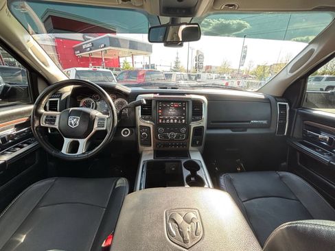 Used 2015 RAM 3500 Laramie w/ Convenience Group AWD/4WD image 22