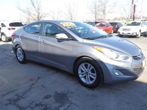 Used 2012 Hyundai Elantra Limited image 5