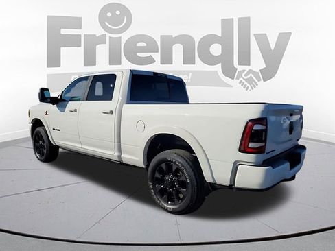 Used 2024 RAM 3500 Limited AWD/4WD image 3