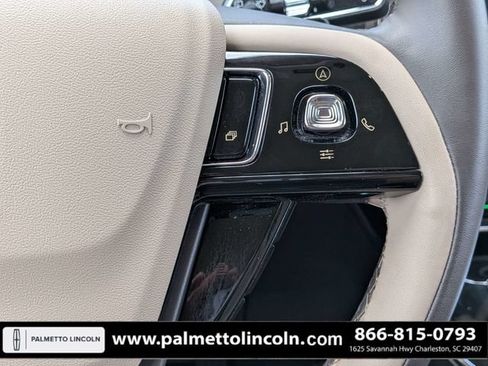 Used 2023 Lincoln Corsair FWD image 28