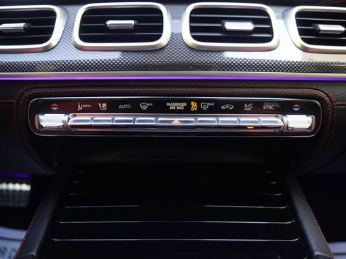 Used 2023 Mercedes-Benz GLE 53 AMG 4MATIC image 33