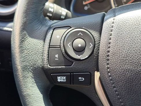 Used 2015 Toyota RAV4 Limited w/ Technology Package FWD image 19