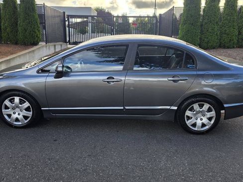 Used 2010 Honda Civic LX image 8
