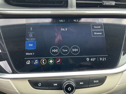 Used 2021 Buick Encore GX Select image 16