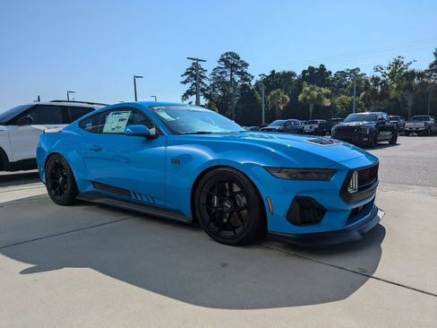New 2026 Ford Mustang GT w/ GT Performance Package RWD image 2