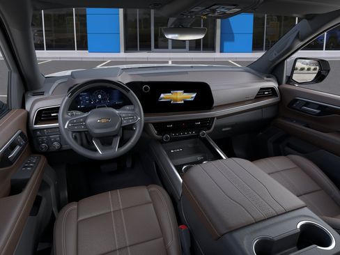 New 2026 Chevrolet Suburban High Country AWD/4WD image 39